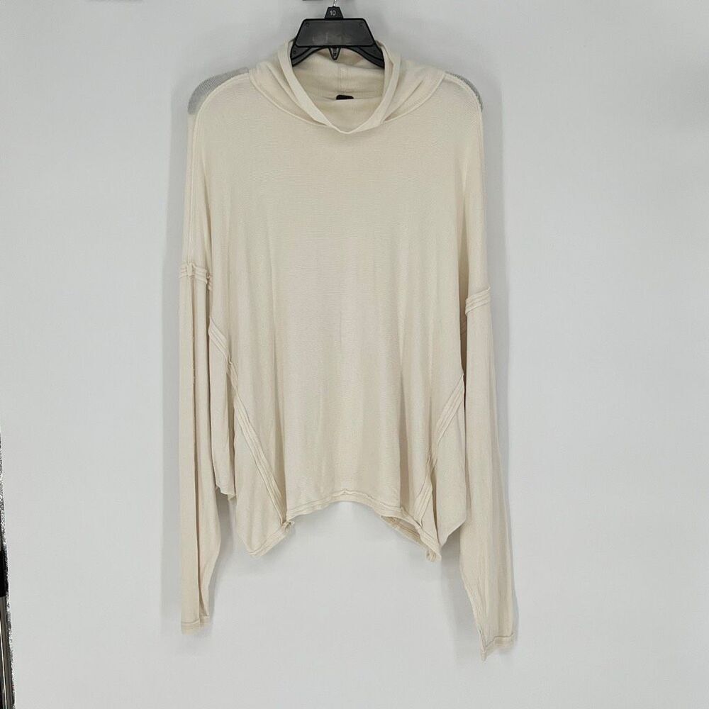 WE THE FREE Women’s Long Sleeve Cowl Neck Top M Cream Soft Knit Free People Boho
